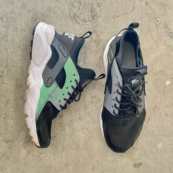 Nike Shoes - Nike Air Huarache Run Ultra Black Wolf Grey White 942121-006 Youth 6Y = Wmns 7.5
